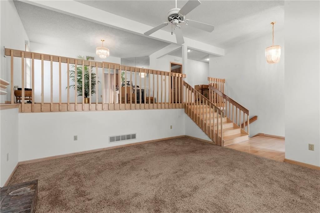 11450 S Hunter Drive — photo 3