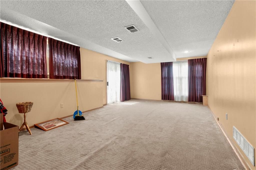 11450 S Hunter Drive — photo 23