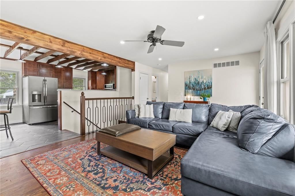 109 NW 64th Terrace — photo 5