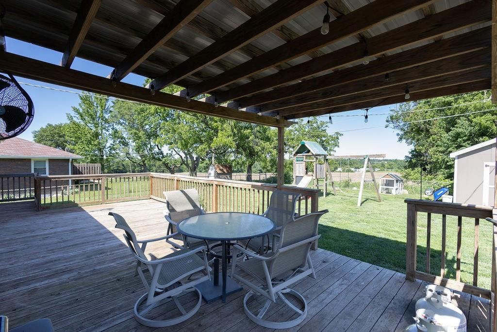 1501 Tamara Drive — photo 21