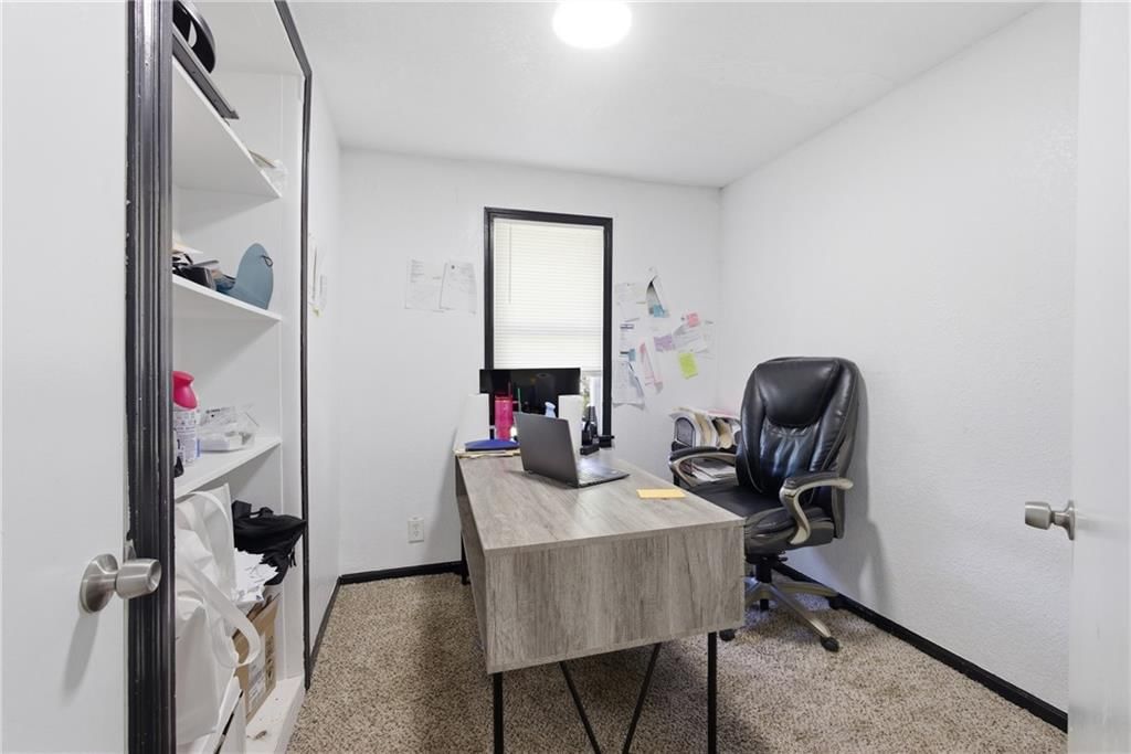 3407 Norton Avenue — photo 11