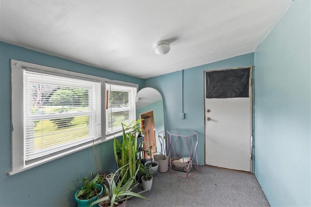7337 Barnes Drive — photo 20