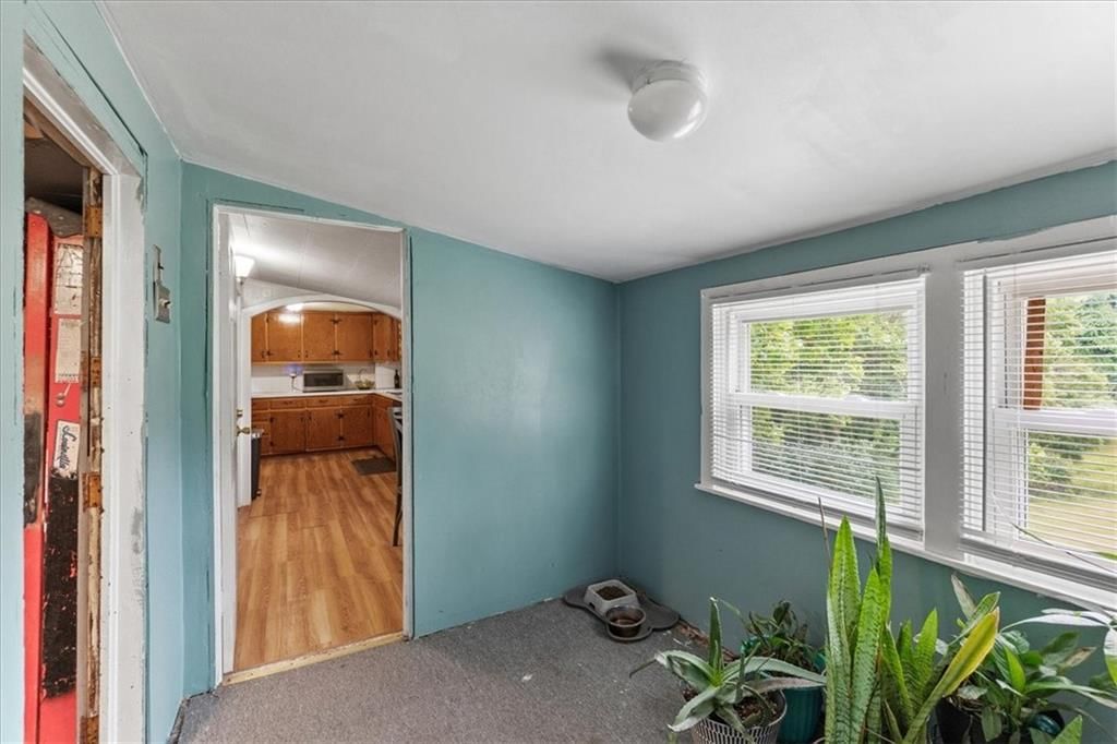7337 Barnes Drive — photo 21