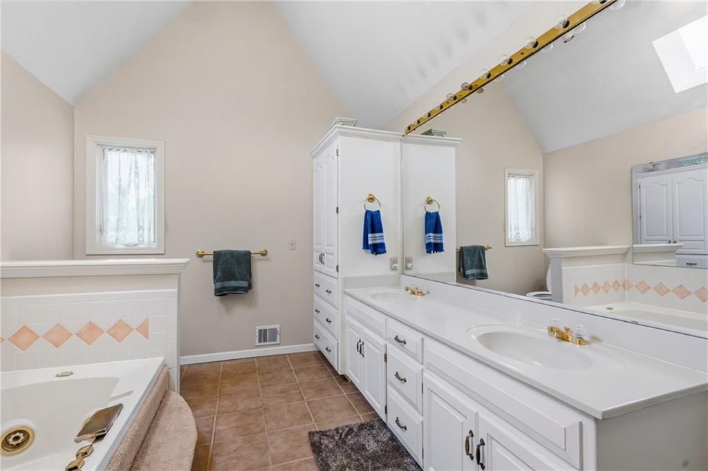 1305 NE Offshore Court — photo 30