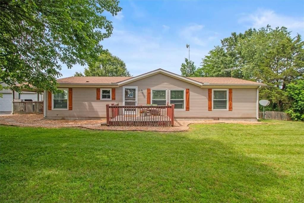 12515 Outer Road, Odessa, MO