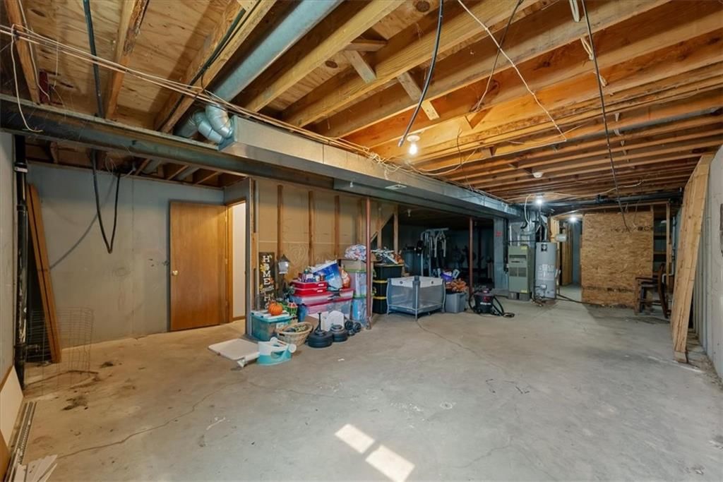 15629 Klamm Street — photo 22