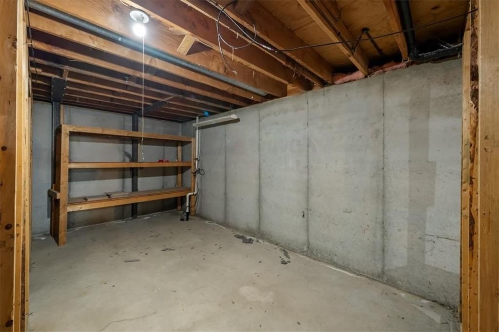 15629 Klamm Street — photo 23