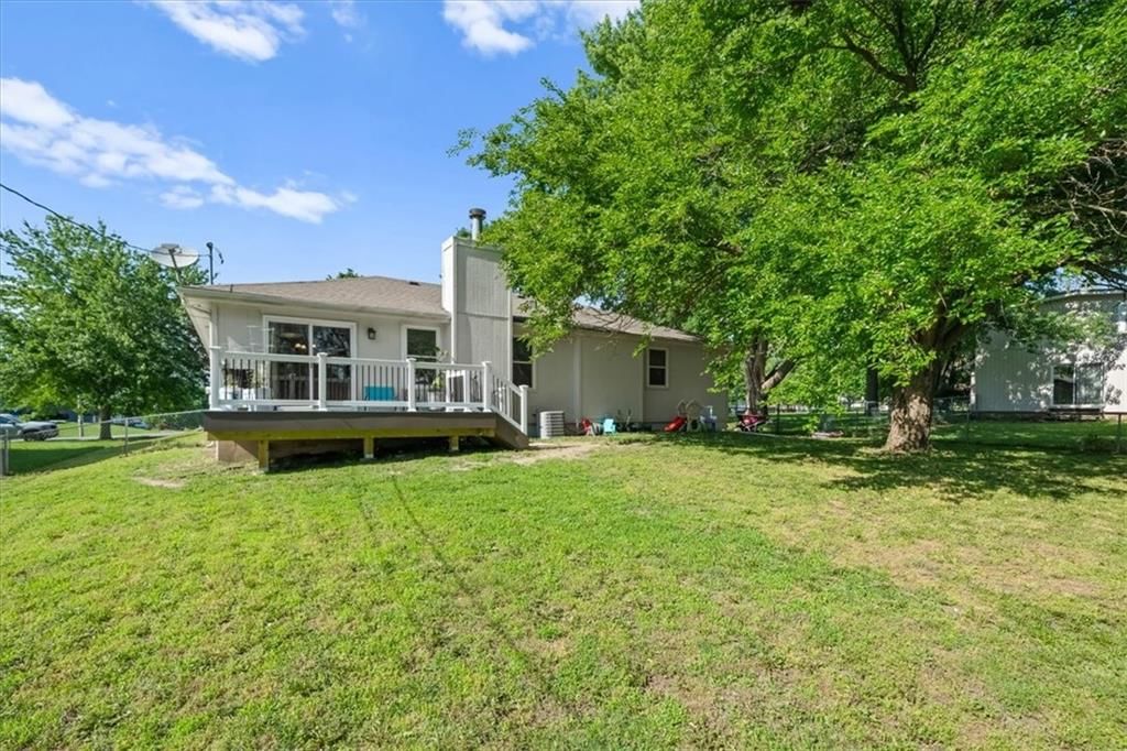 15629 Klamm Street — photo 25