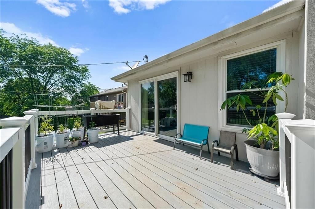 15629 Klamm Street — photo 26