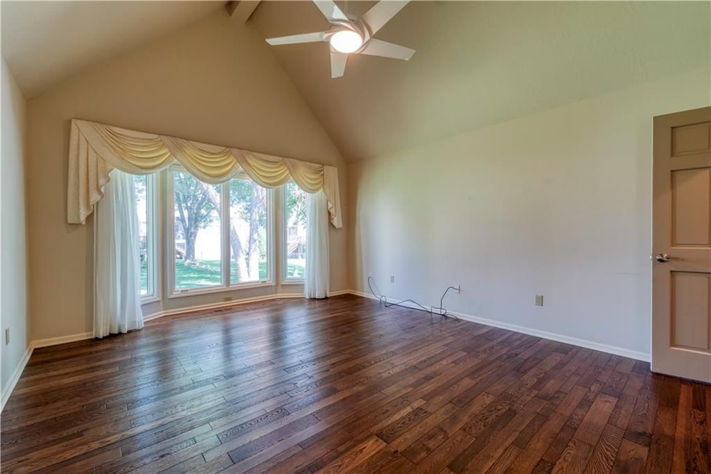 7809 W 117TH Terrace — photo 13