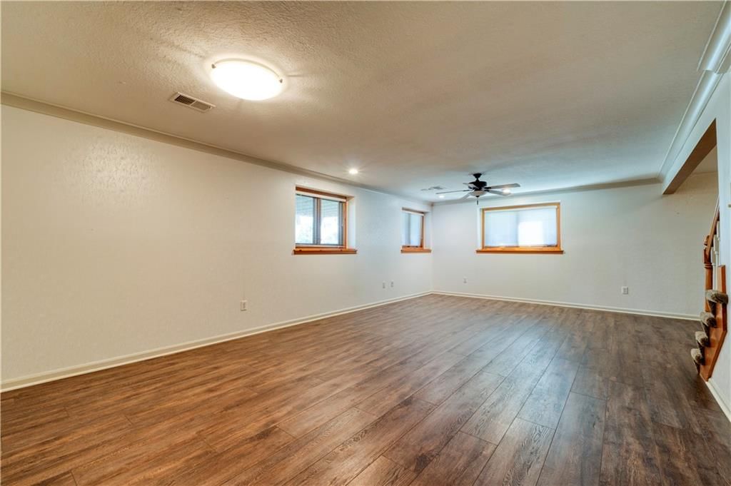 7809 W 117TH Terrace — photo 23
