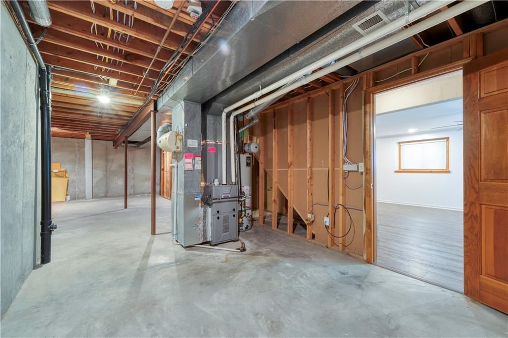 7809 W 117TH Terrace — photo 29