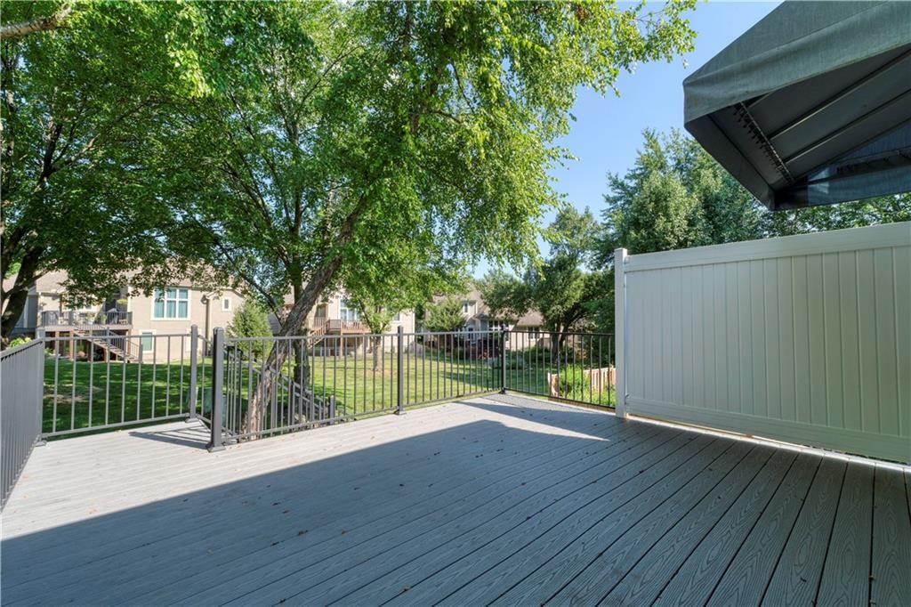 7809 W 117TH Terrace — photo 32