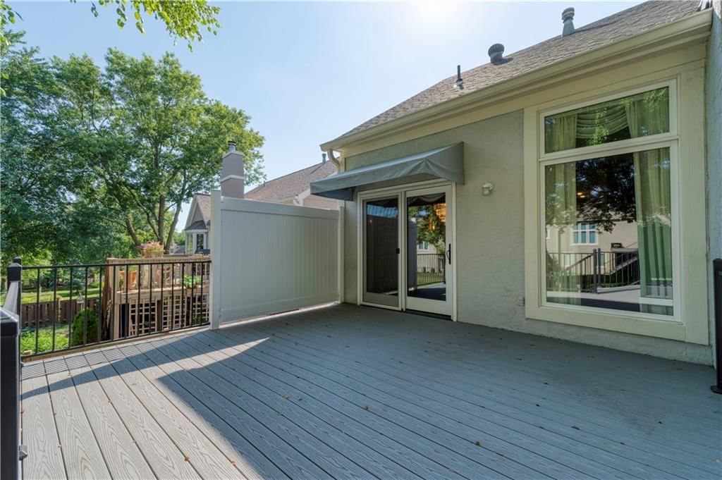 7809 W 117TH Terrace — photo 33