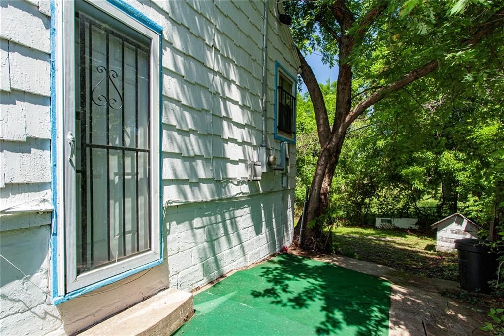2520 Haskell Avenue — photo 5