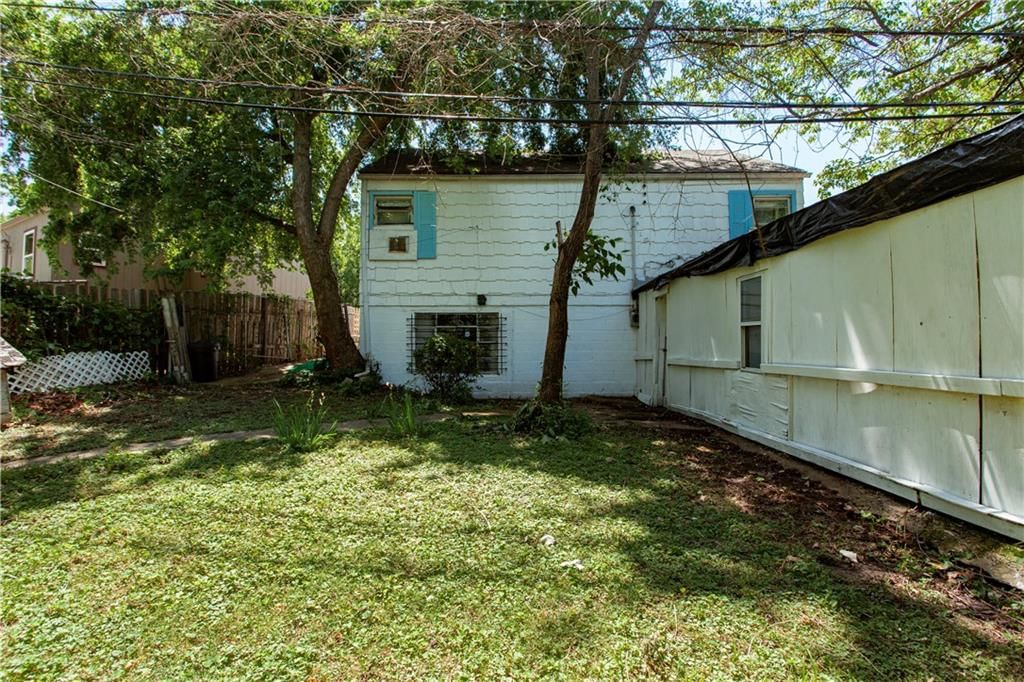 2520 Haskell Avenue — photo 7