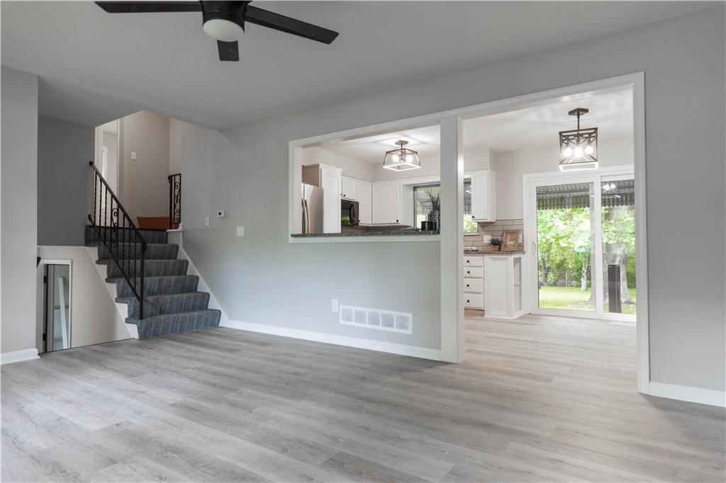 3918 S Liberty Street — photo 4