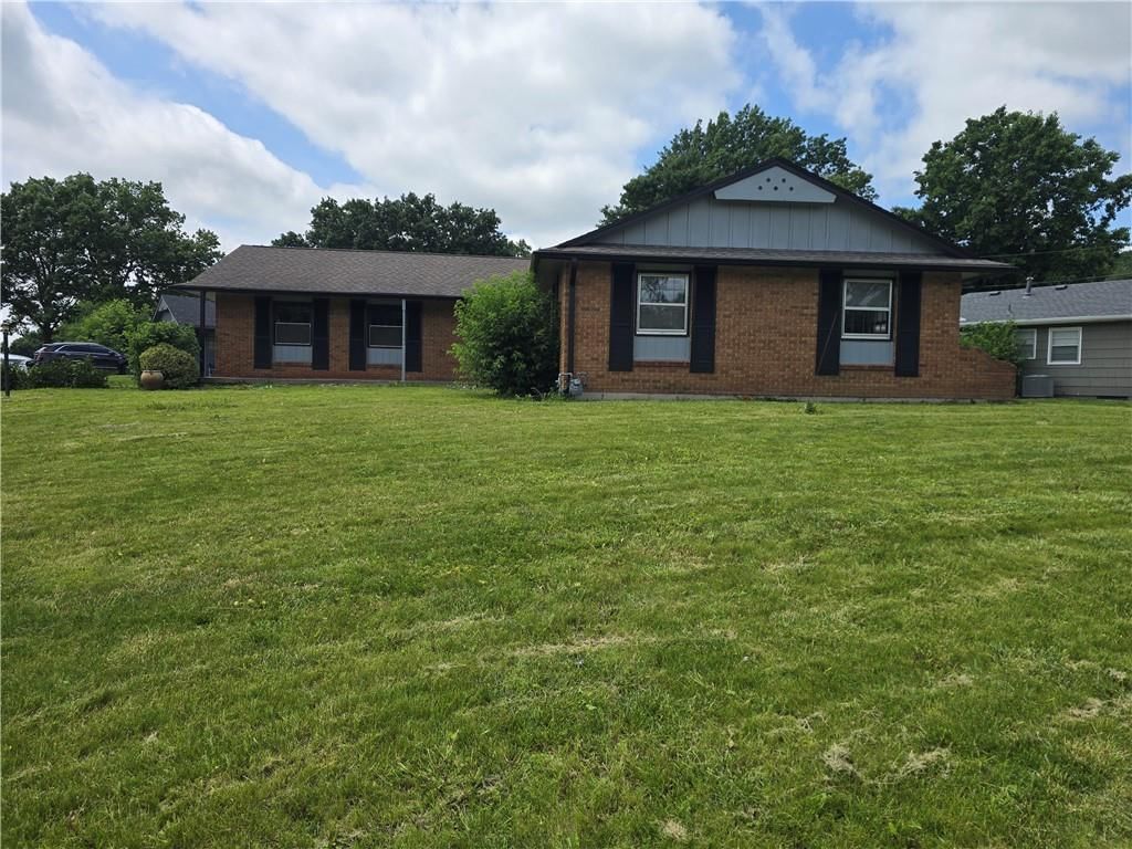 8700 Ford Avenue — photo 4