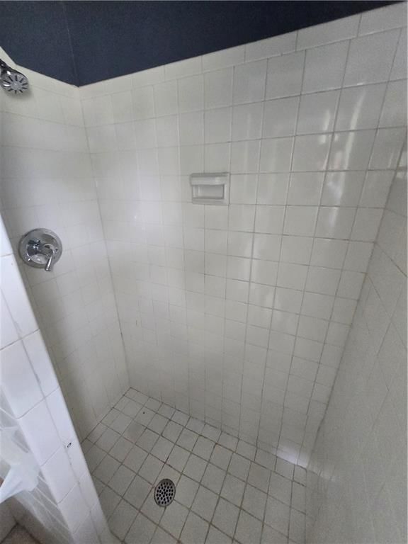 8700 Ford Avenue — photo 23