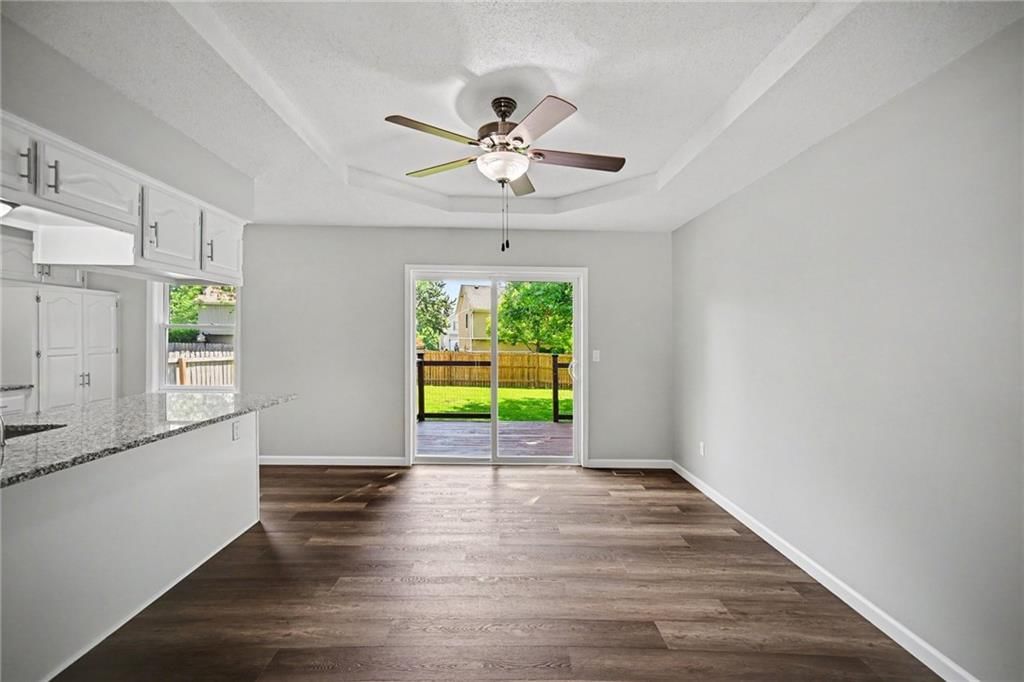 8611 N Virginia Avenue — photo 5