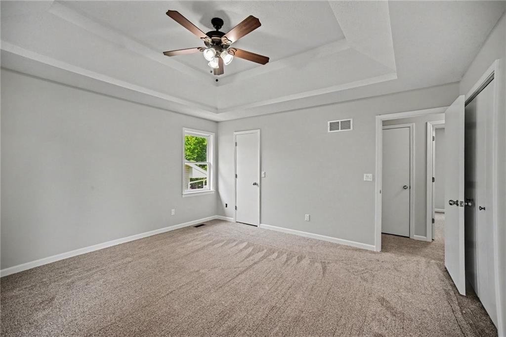 8611 N Virginia Avenue — photo 15