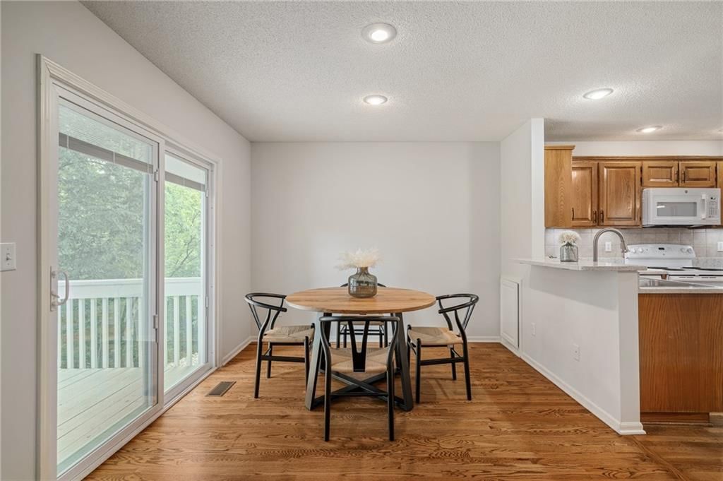5807 Park Circle — photo 8