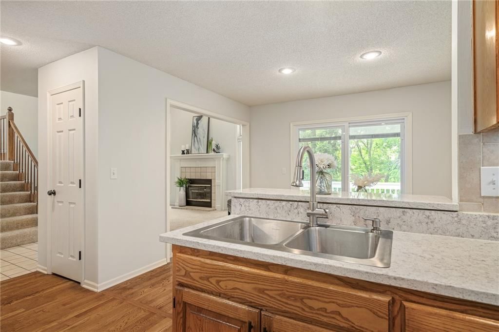 5807 Park Circle — photo 11