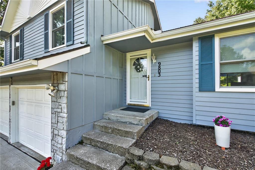 9803 NW 85th Terrace — photo 5