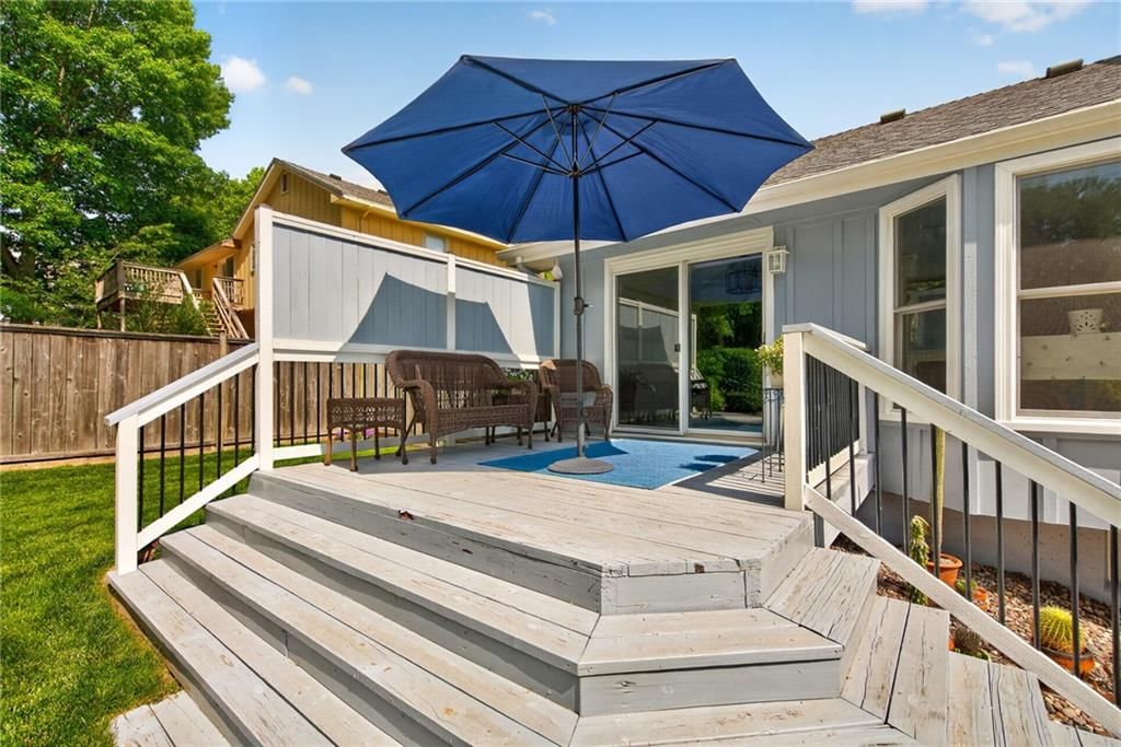 9803 NW 85th Terrace — photo 35