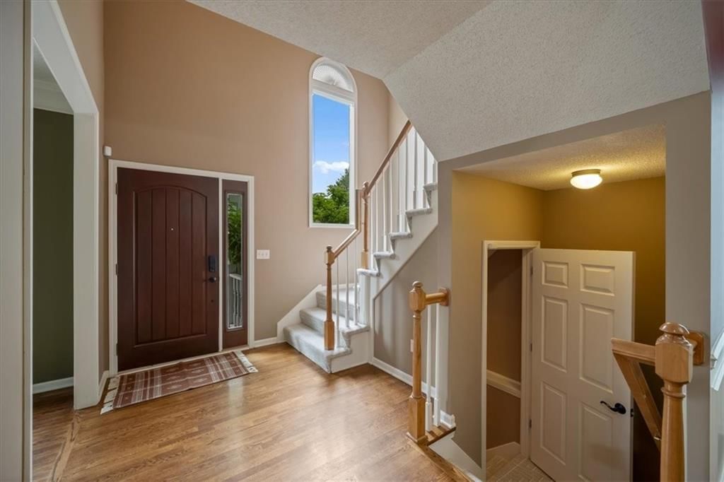 8202 W 144th Terrace — photo 4