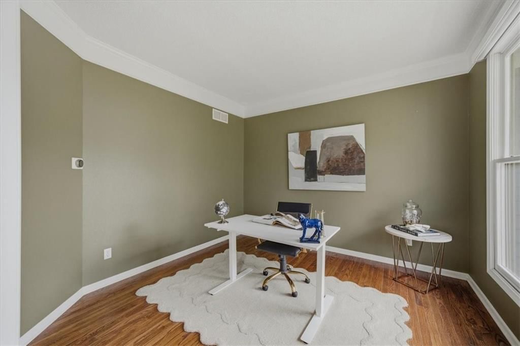 8202 W 144th Terrace — photo 6