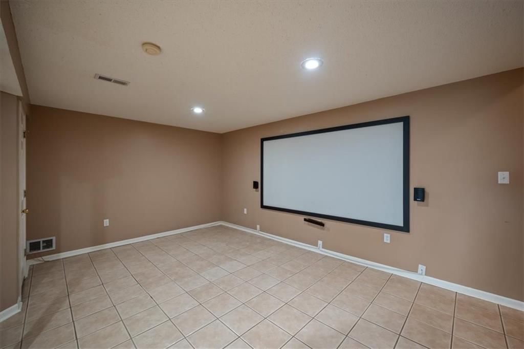 8202 W 144th Terrace — photo 30