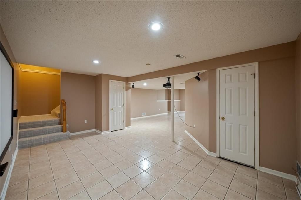 8202 W 144th Terrace — photo 31