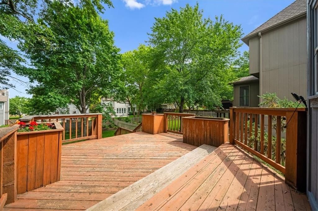 8202 W 144th Terrace — photo 41
