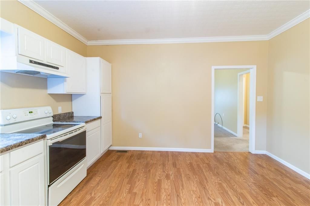617 E Franklin Street — photo 8