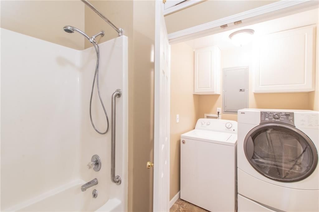 617 E Franklin Street — photo 12