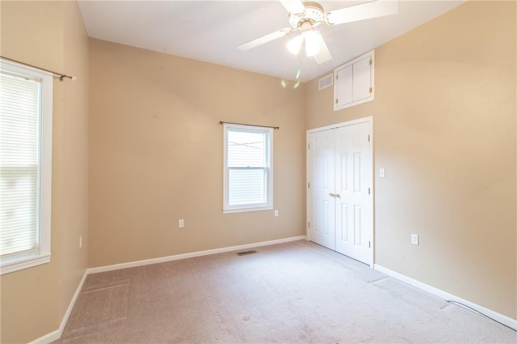617 E Franklin Street — photo 15