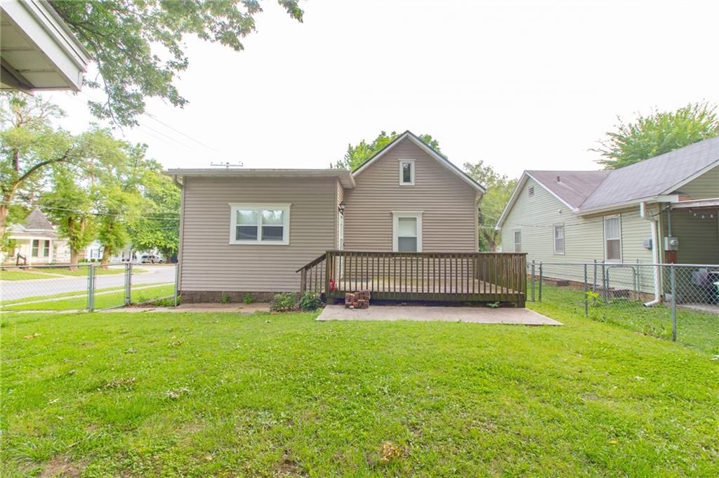 617 E Franklin Street — photo 18