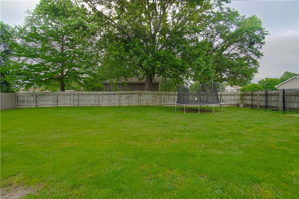 701 N Jesse Street — photo 30