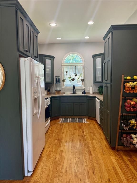 208 S Beaubein Street — photo 5