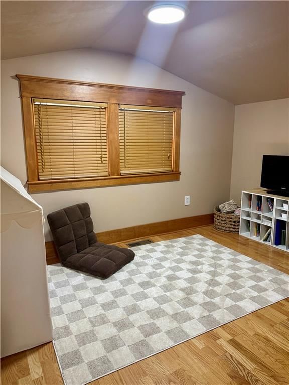 208 S Beaubein Street — photo 17