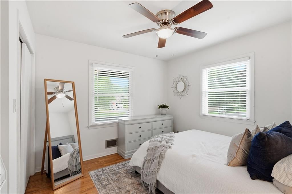 8914 Eby Drive — photo 20