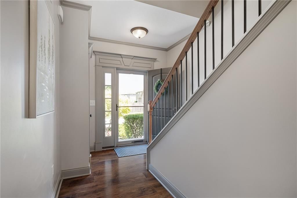 725 W Jefferson Street — photo 5
