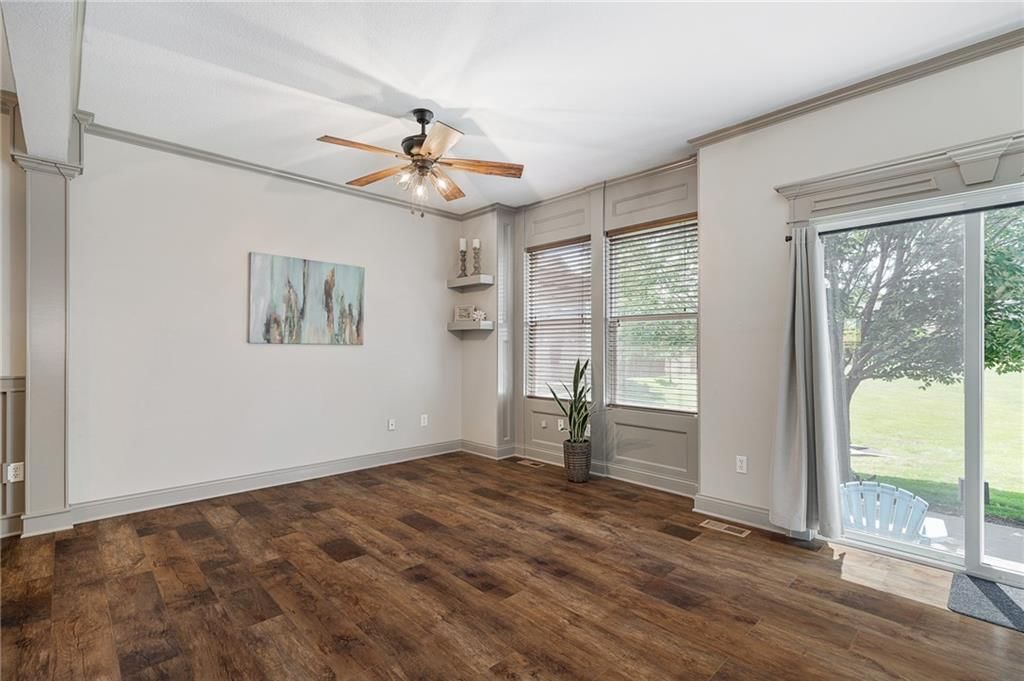 725 W Jefferson Street — photo 8