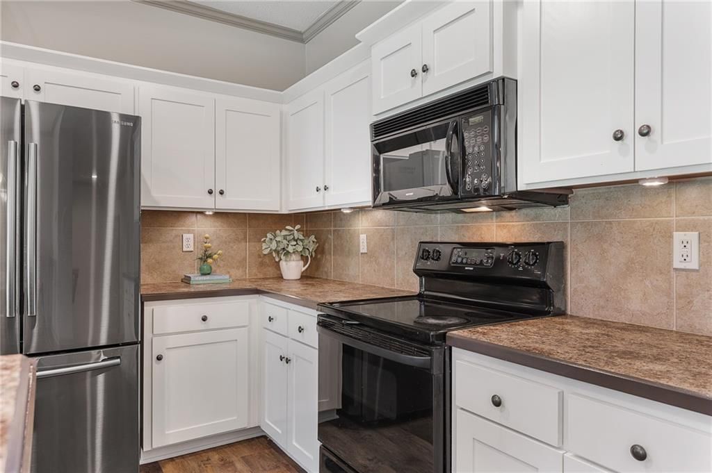 725 W Jefferson Street — photo 16