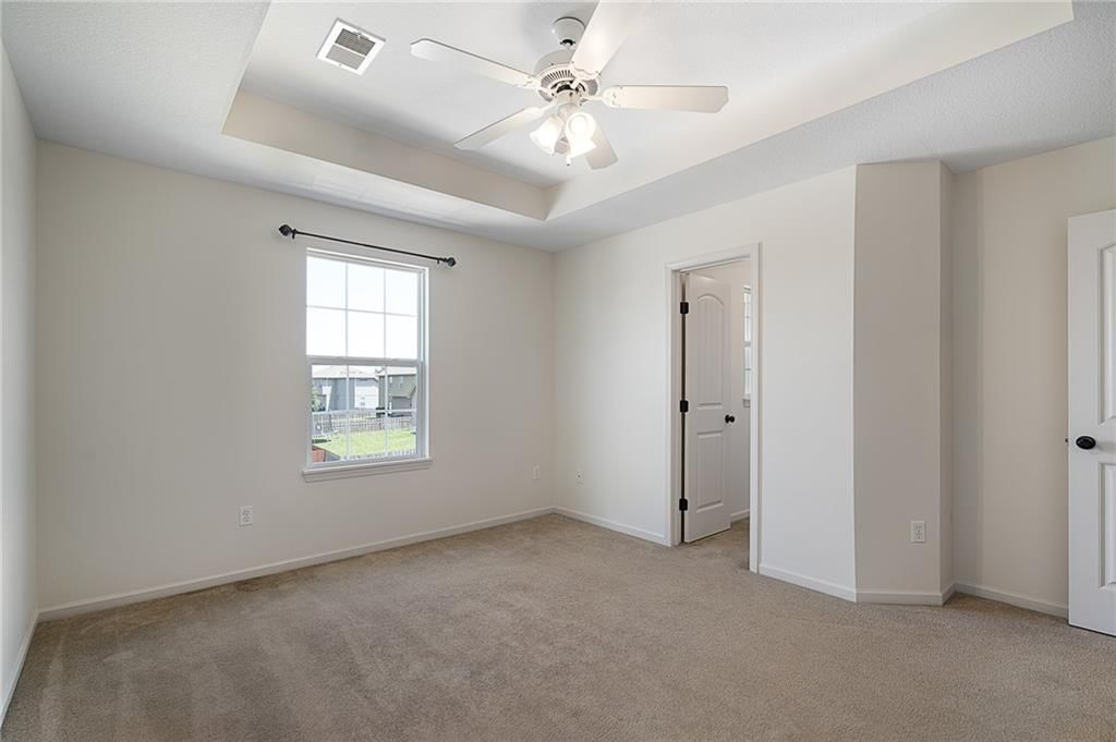 725 W Jefferson Street — photo 21