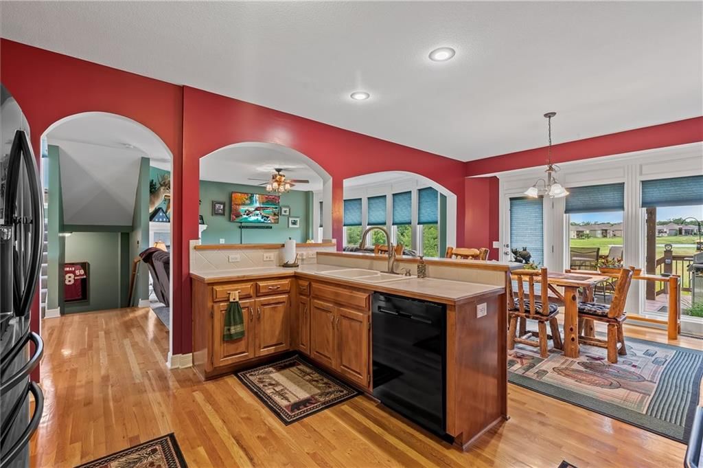 2204 Prairie Creek Drive — photo 16