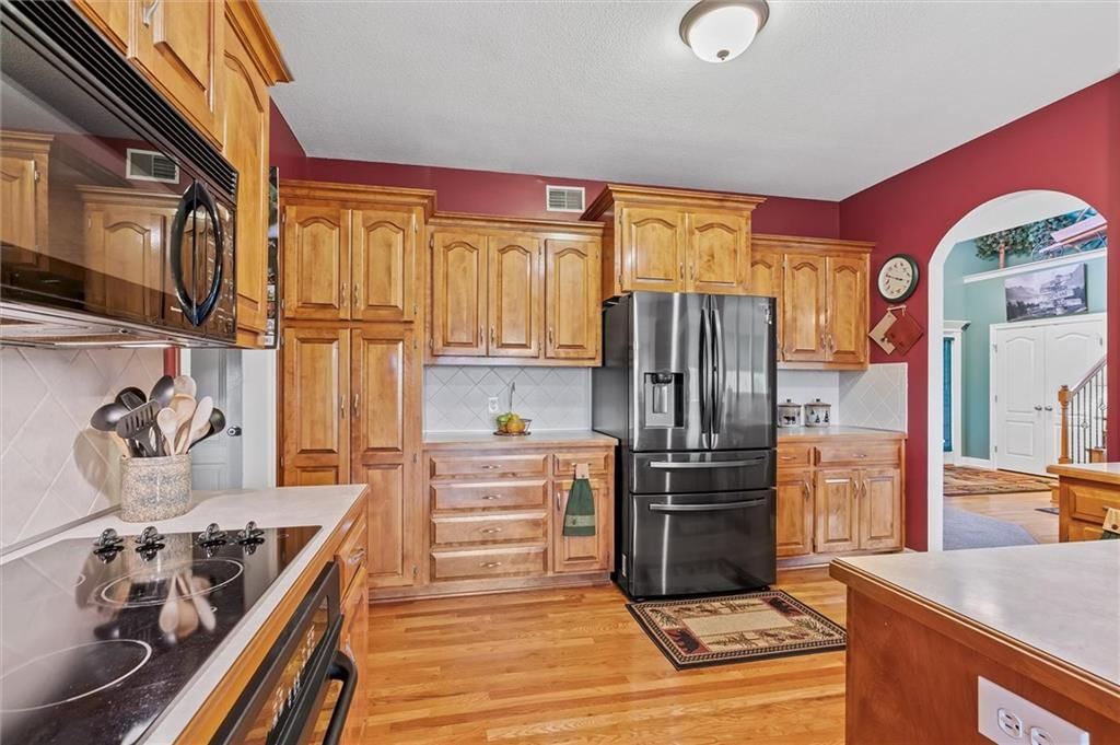 2204 Prairie Creek Drive — photo 18