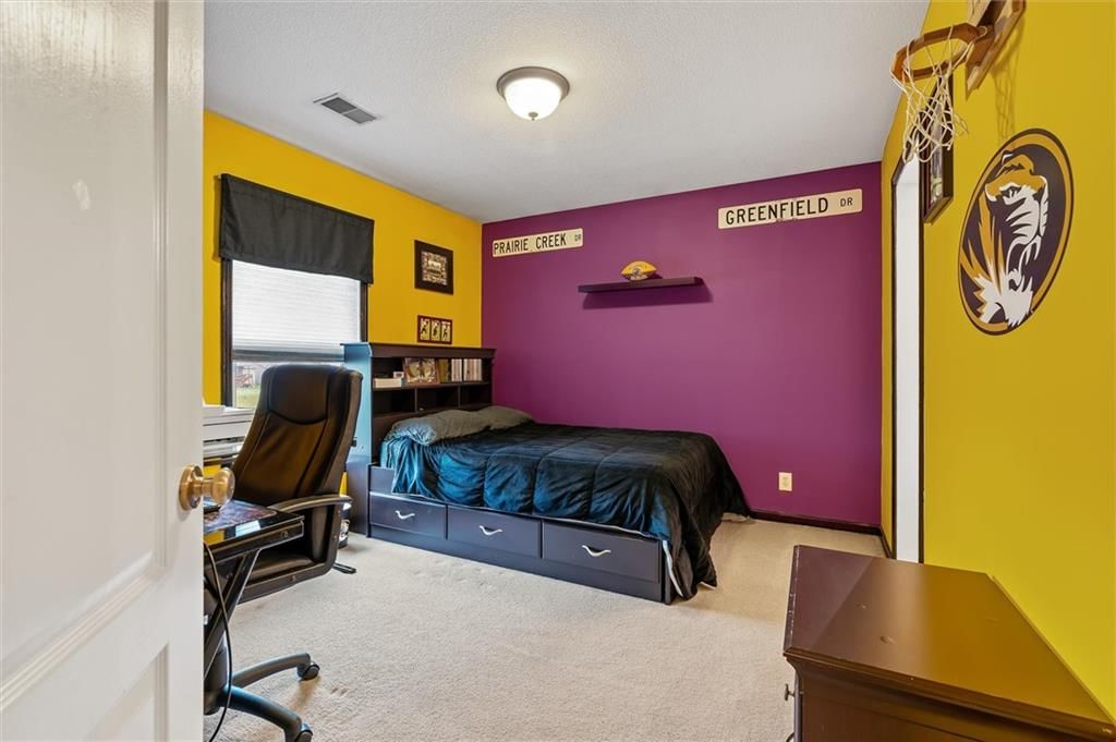 2204 Prairie Creek Drive — photo 34