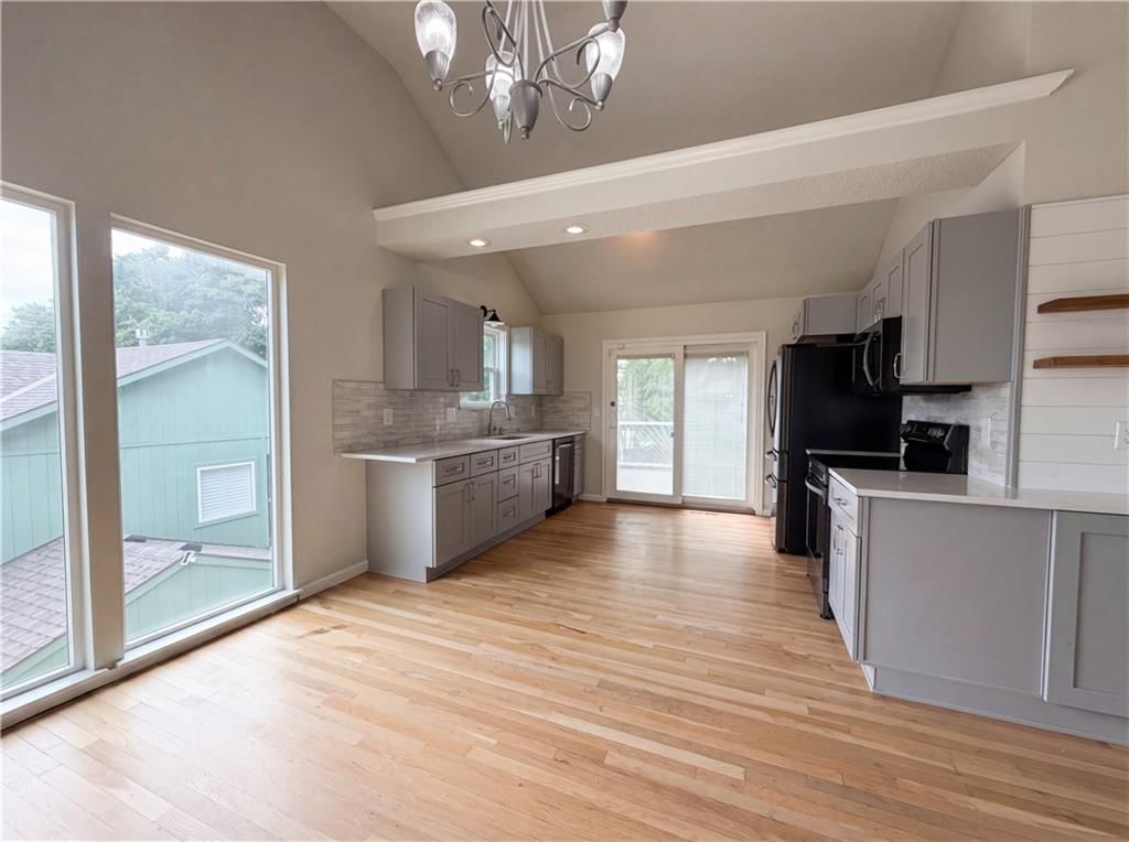 4304 S Shrank Court — photo 2